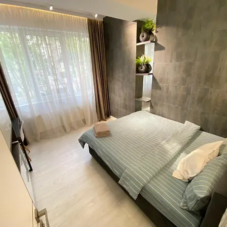 Rentnow Modern Business Apartment With 3 Bedrooms In Centre Kişinev Dış mekan fotoğraf