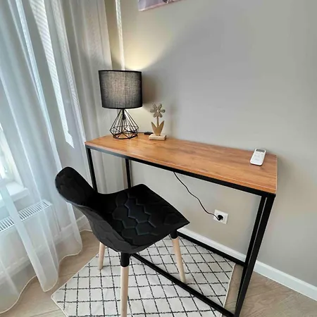 Rentnow Modern Business Apartment With 3 Bedrooms In Centre Kişinev Dış mekan fotoğraf
