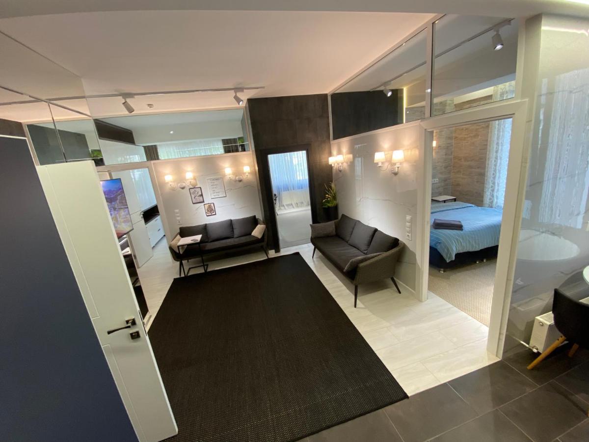 Apartment Rentnow Modern Business With 3 Bedrooms In Centre Chisinau