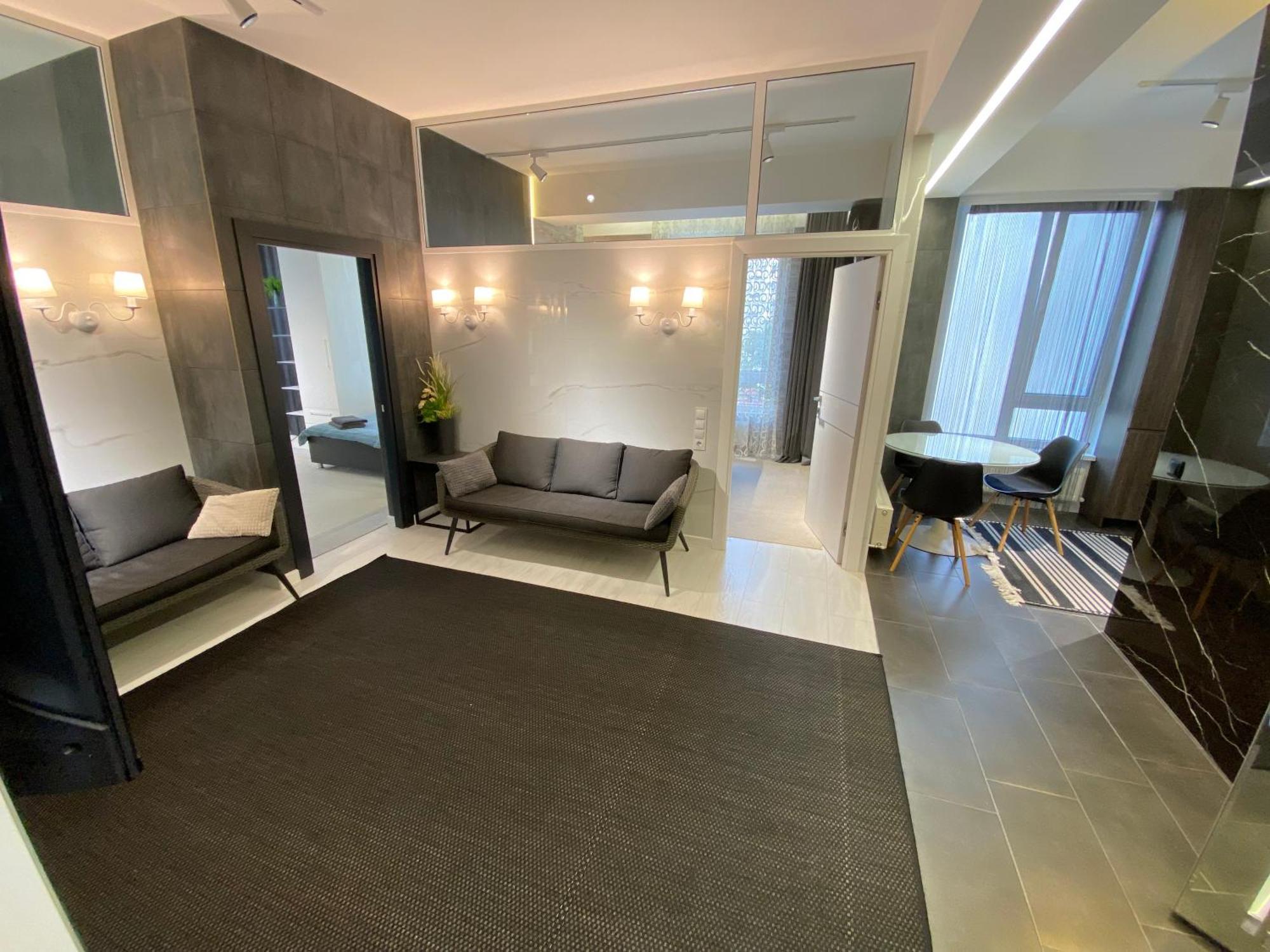 Rentnow Modern Business With 3 Bedrooms In Centre Apartment Chisinau
