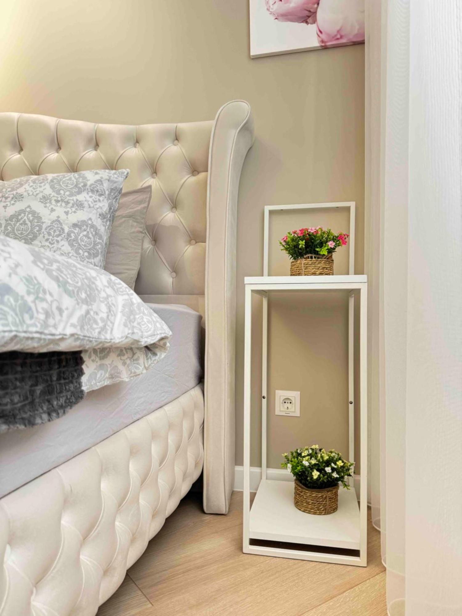 Apartment Rentnow Modern Business With 3 Bedrooms In Centre