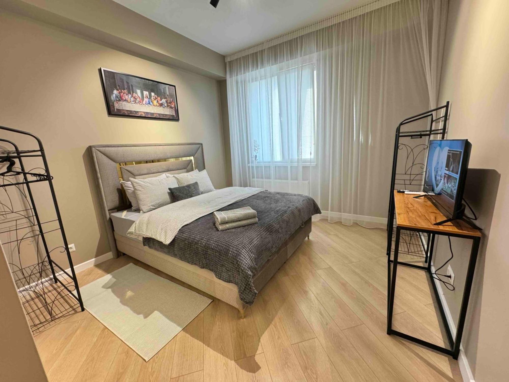 Rentnow Modern Business With 3 Bedrooms In Centre * Chisinau